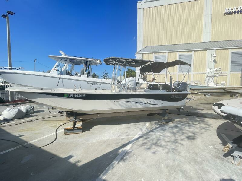2014 Carolina Skiff 258 DLV