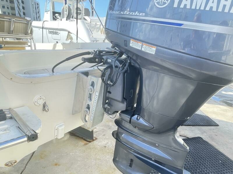 2014 Carolina Skiff 258 DLV