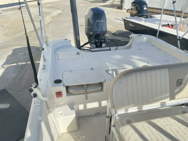 2014 Carolina Skiff 258 DLV