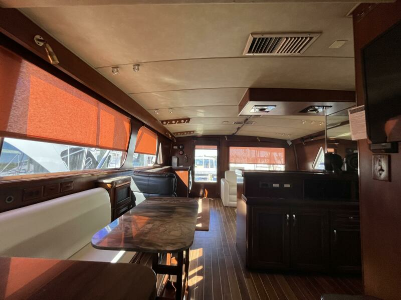 1985 Bertram 54 convertible