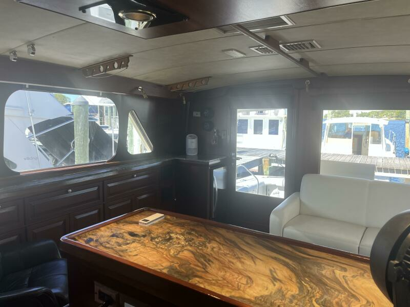 1985 Bertram 54 convertible