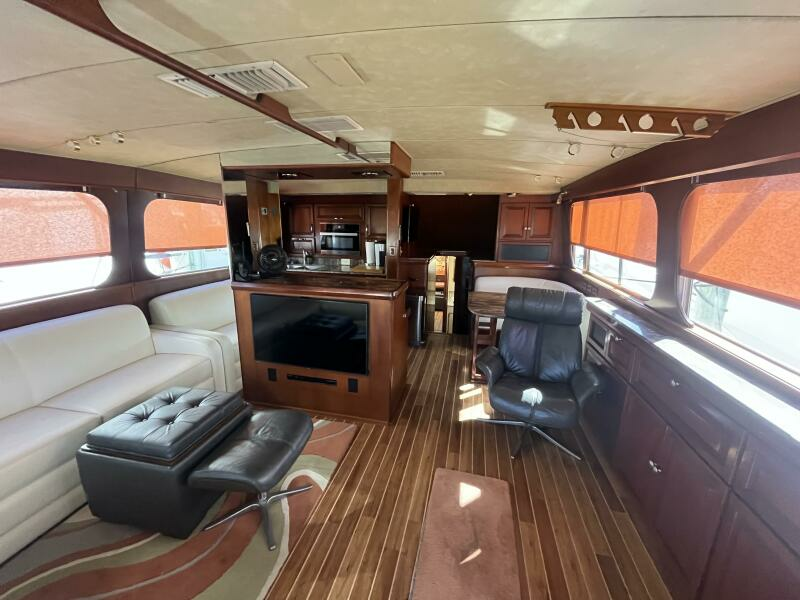 1985 Bertram 54 convertible