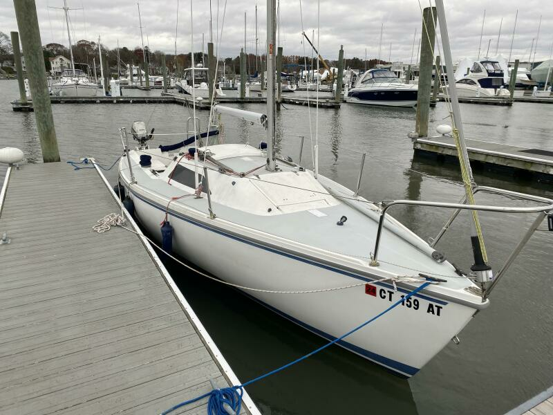 22ft Catalina Yacht For Sale