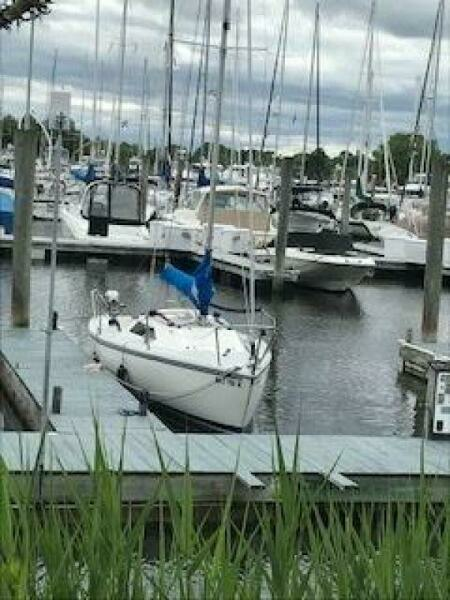 22ft Catalina Yacht For Sale