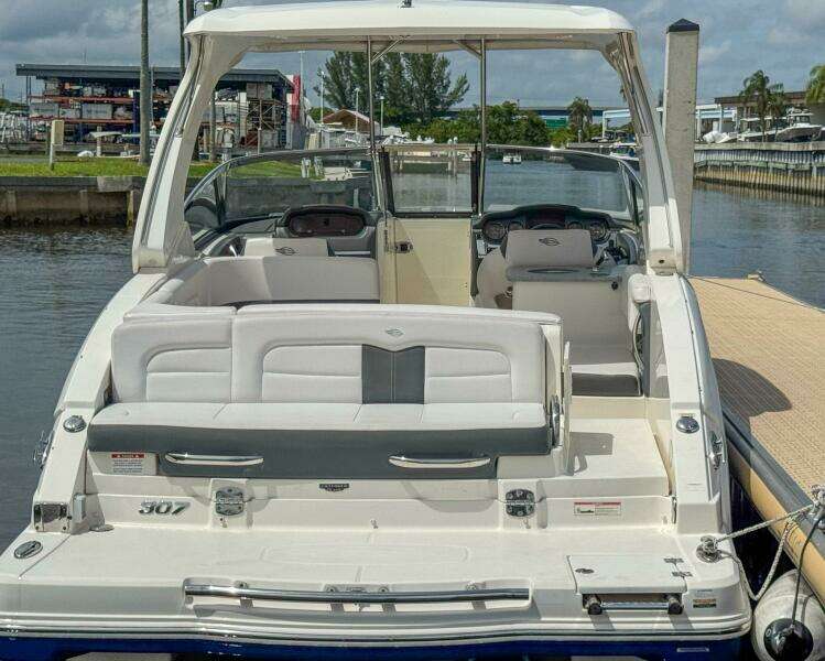 30ft Chaparral Yacht For Sale