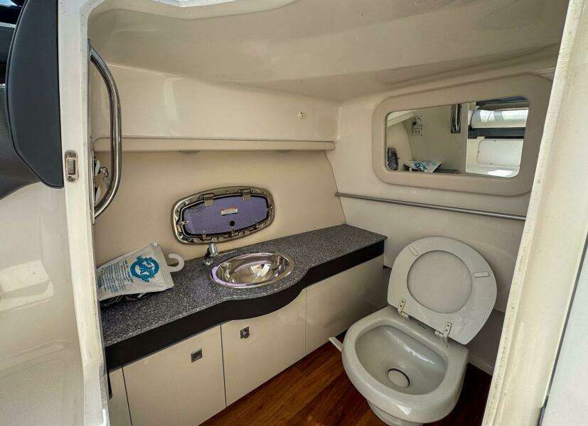 30ft Chaparral Yacht For Sale