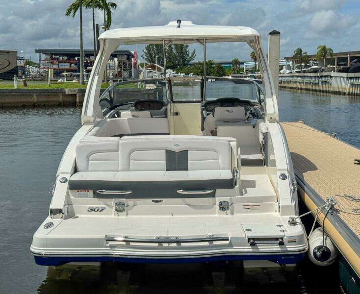 30ft Chaparral Yacht For Sale