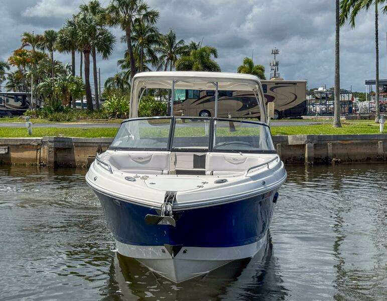 30ft Chaparral Yacht For Sale