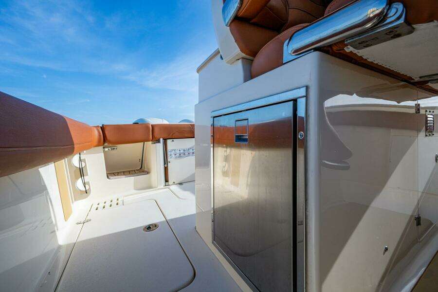 30ft Scout Yacht For Sale