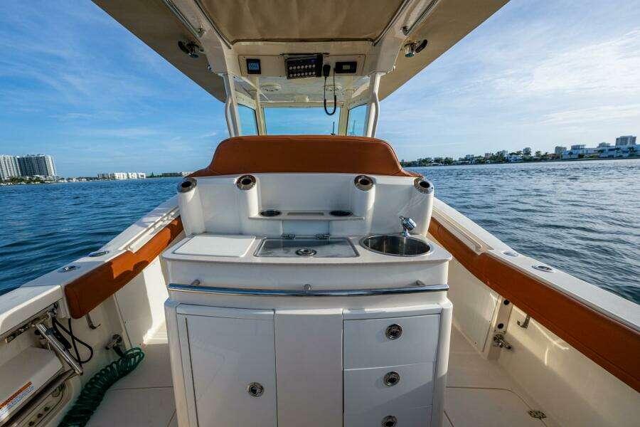 30ft Scout Yacht For Sale
