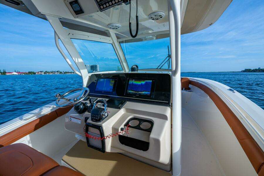30ft Scout Yacht For Sale