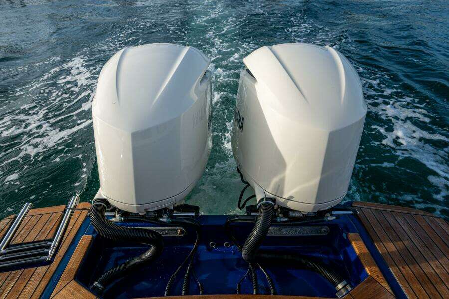 30ft Scout Yacht For Sale