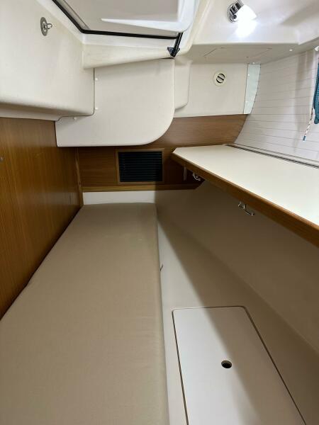 2012 Catalina 445