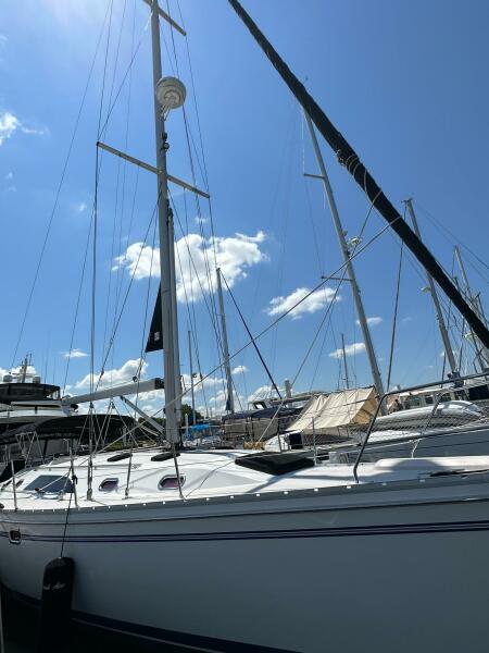 2012 Catalina 445