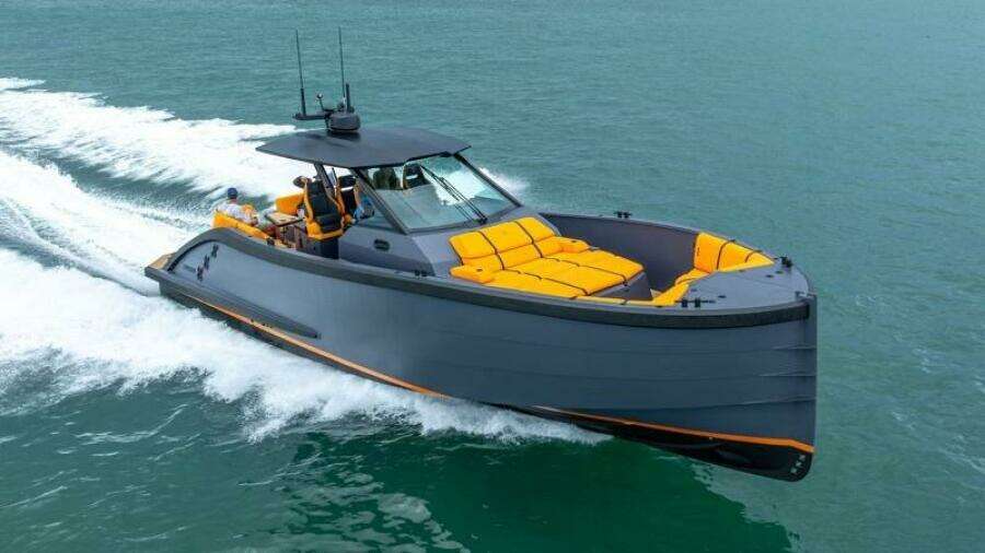 44ft Lekker Yacht For Sale