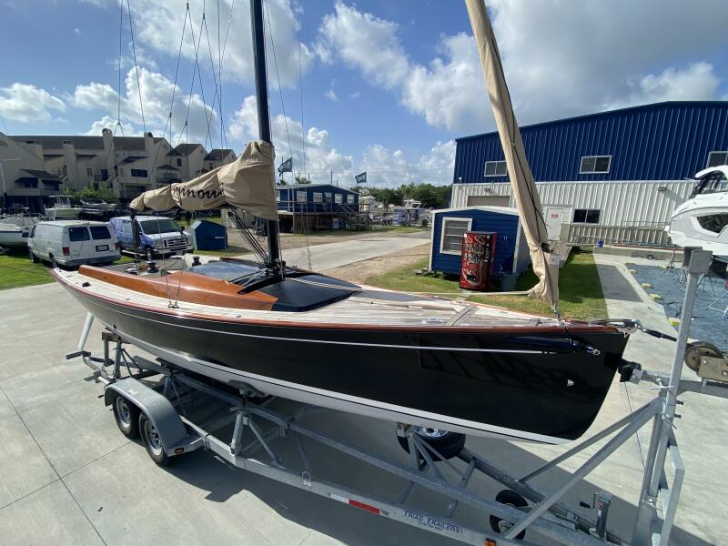 2018 Latitude 46
