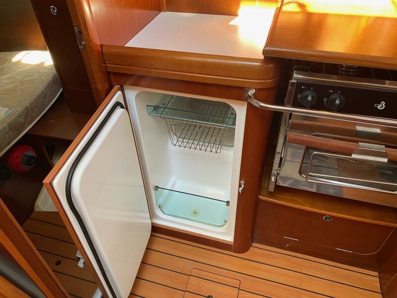 2005 Beneteau Beneteau 373