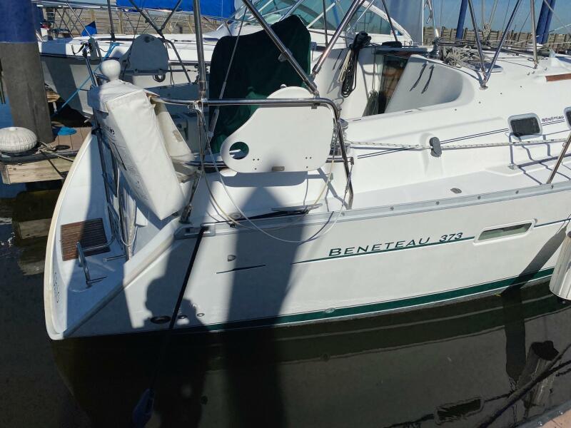 2005 Beneteau Beneteau 373