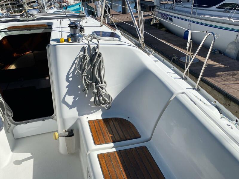 2005 Beneteau Beneteau 373