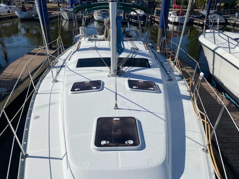 2005 Beneteau Beneteau 373