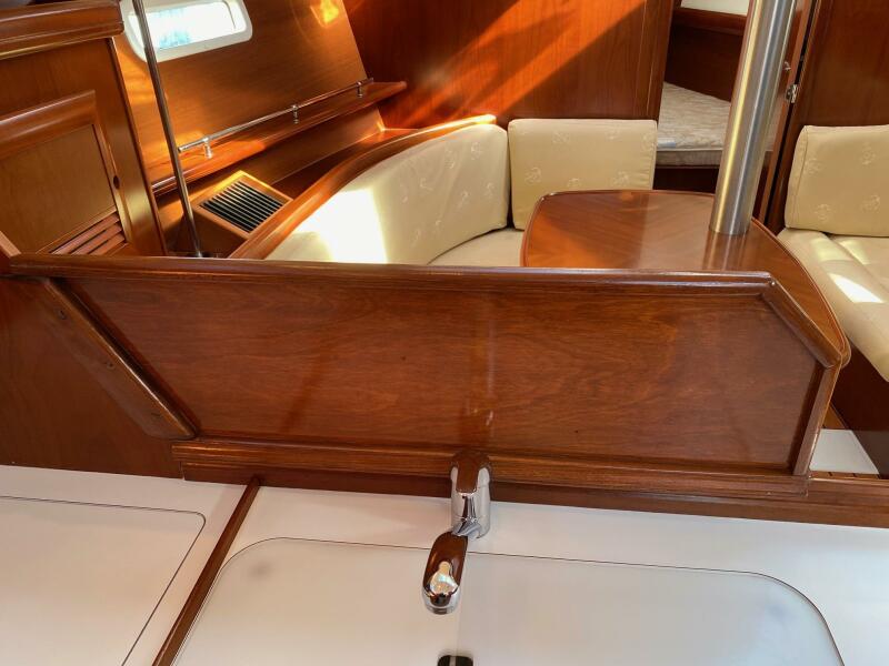 2005 Beneteau Beneteau 373