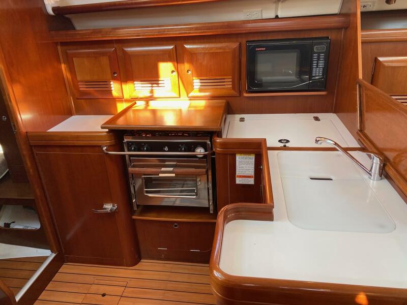 2005 Beneteau Beneteau 373