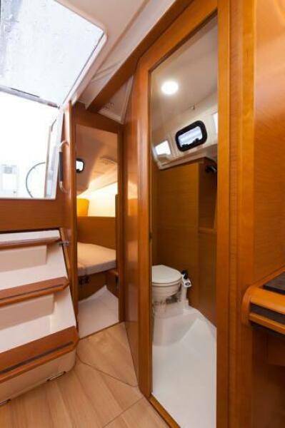 2023 Jeanneau Sun Odyssey 349