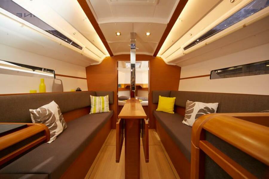 2023 Jeanneau Sun Odyssey 349