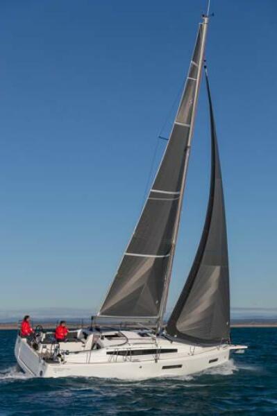 2027 Jeanneau Sun Odyssey 380