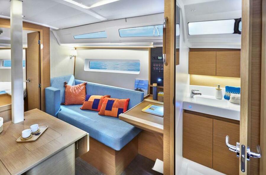 2027 Jeanneau Sun Odyssey 380