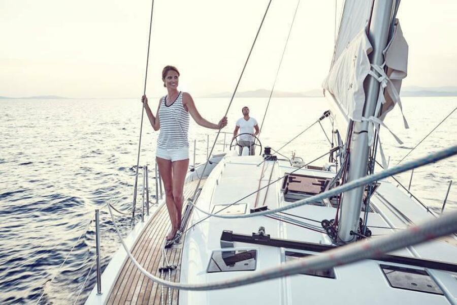 2027 Jeanneau Sun Odyssey 490