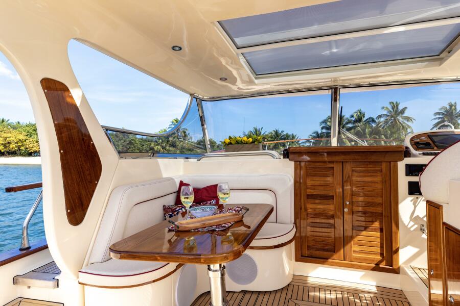 2022 Fratelli Aprea Sorrento 36 Hard Top