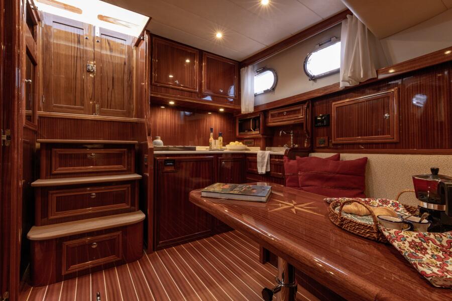 2022 Fratelli Aprea Sorrento 36 Hard Top
