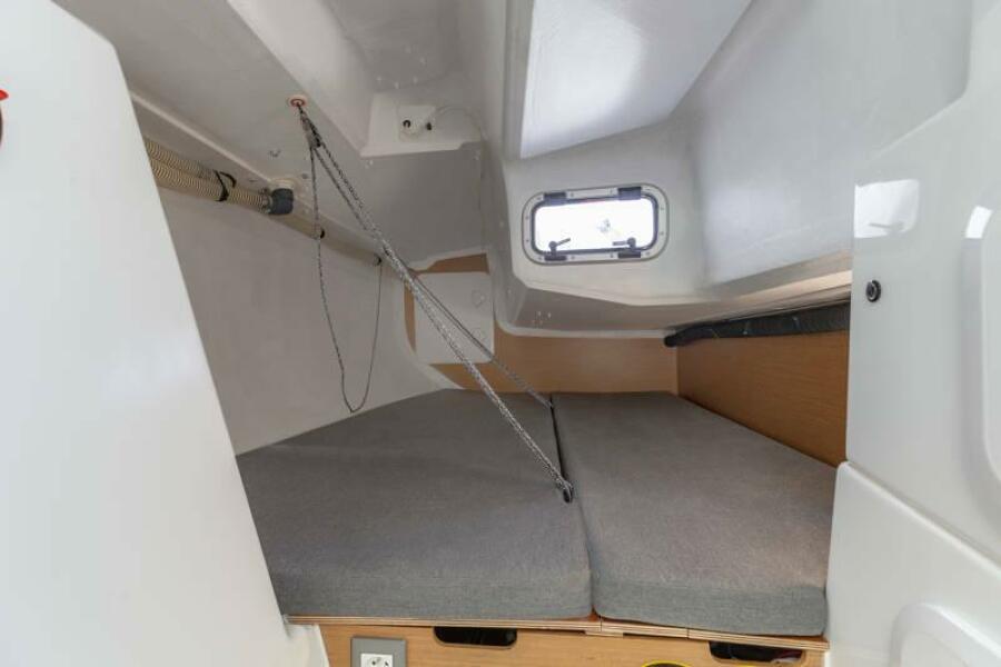 2027 Jeanneau Sun Fast 3300
