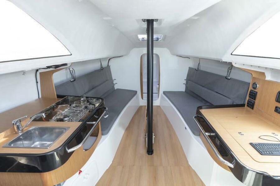 2027 Jeanneau Sun Fast 3300