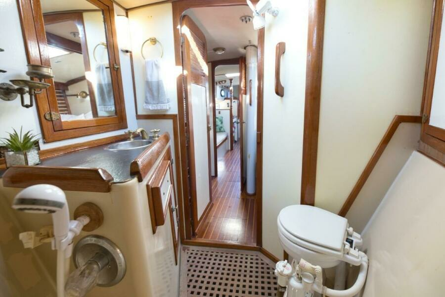 Thalasso 37ft CSY Yacht For Sale