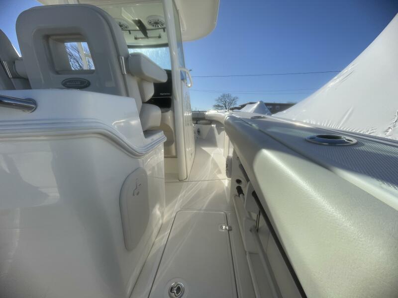 2018 Boston Whaler 280 Outrage