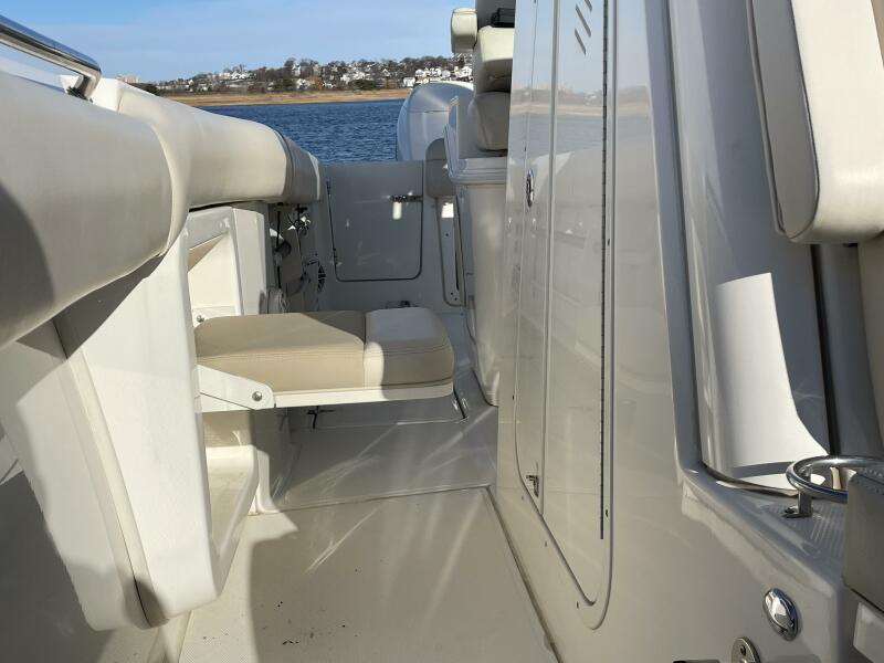 2018 Boston Whaler 280 Outrage
