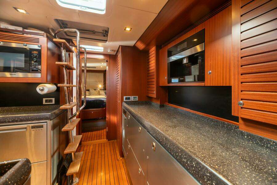 ASSAI 82ft Alia Yachts Yacht For Sale