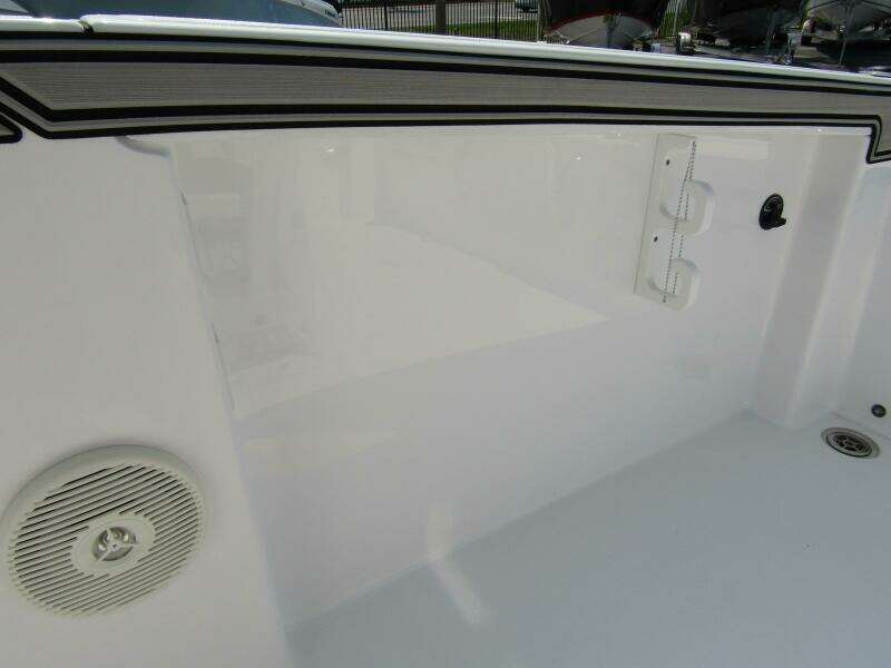 20ft Wellcraft Yacht For Sale