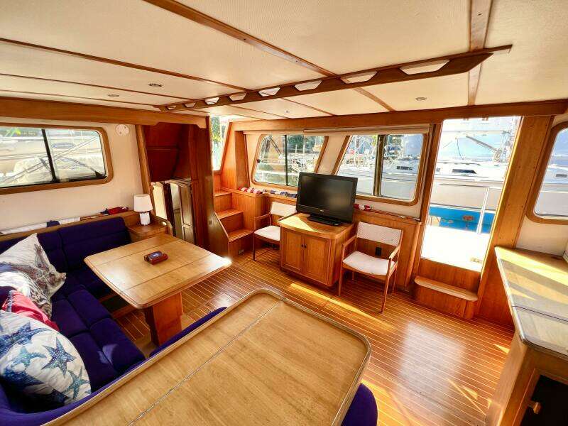 SWAMP FOX 47ft Sabre Yacht For Sale