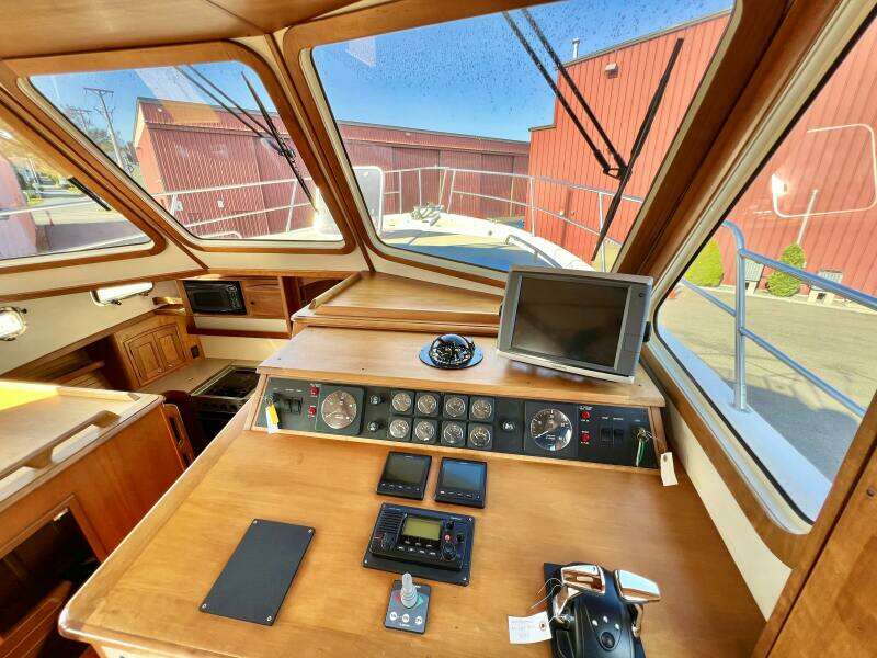 SWAMP FOX 47ft Sabre Yacht For Sale