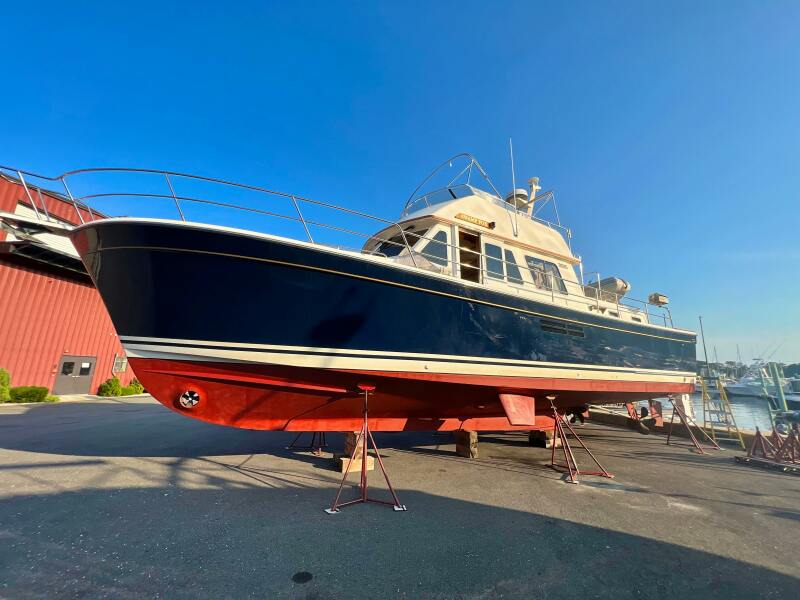 47' 2001 Sabre Sabreline 47