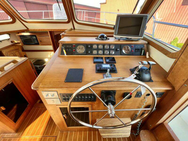 SWAMP FOX 47ft Sabre Yacht For Sale