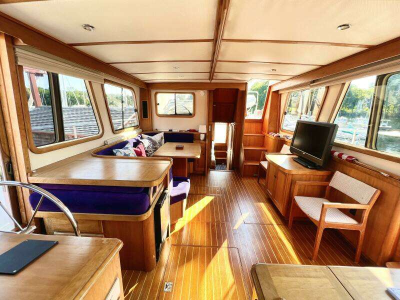 SWAMP FOX 47ft Sabre Yacht For Sale