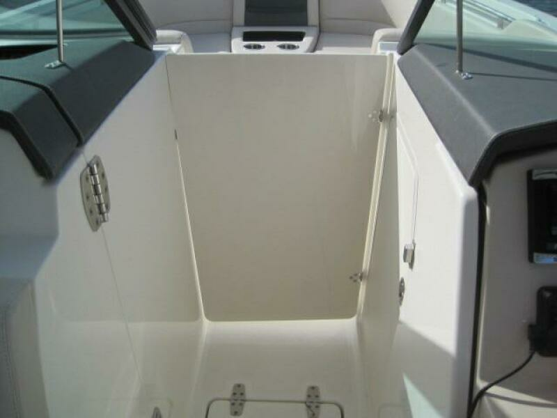 2016 Boston Whaler 270 Vantage