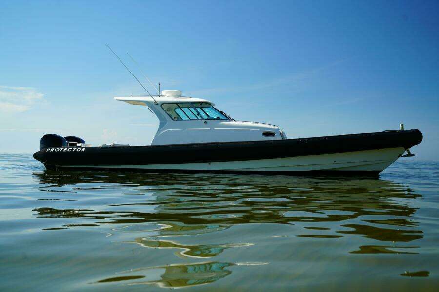 38ft Protector Yacht For Sale