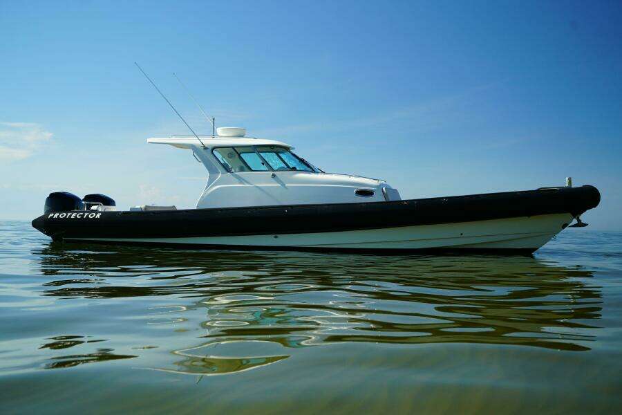 38ft Protector Yacht For Sale