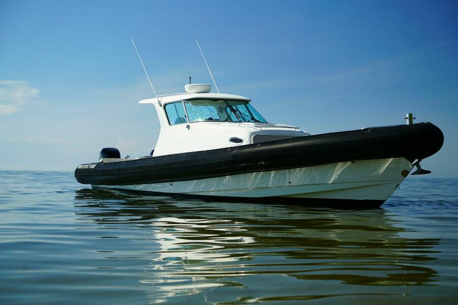 38' 2008 Protector 38 Tauranga