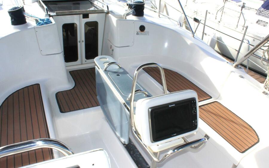 2009 Hunter Deck Salon